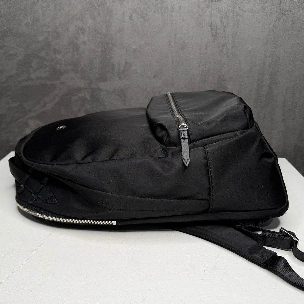 Victorinox Victoria 2.0 Deluxe Business Backpack Black Nylon Laptop Bag Travel